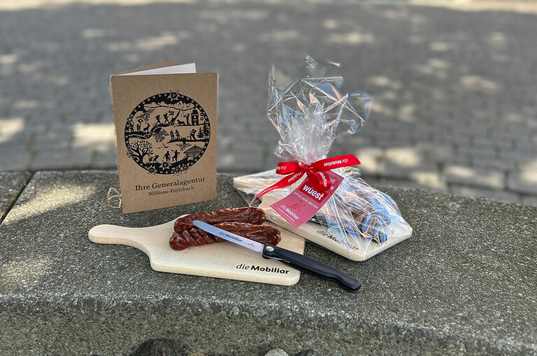 Mobiliar Geschenk 0