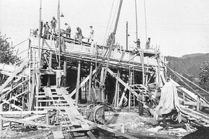 Geschichte - Baustelle