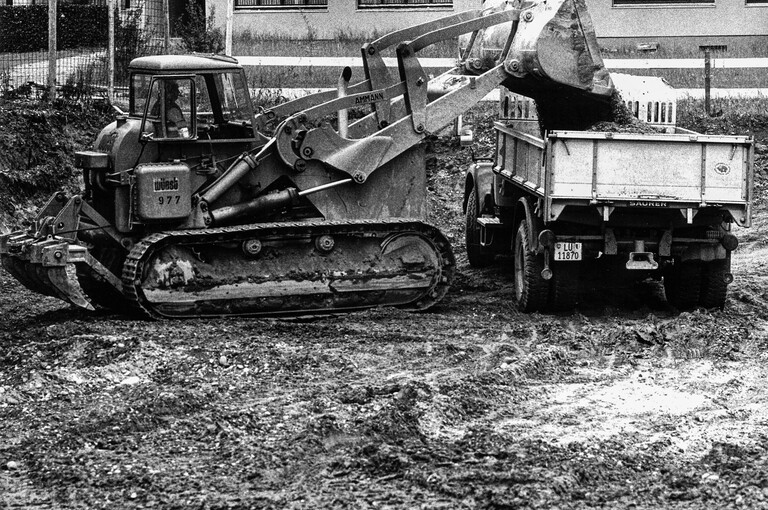Geschichte - Bagger Lastwagen